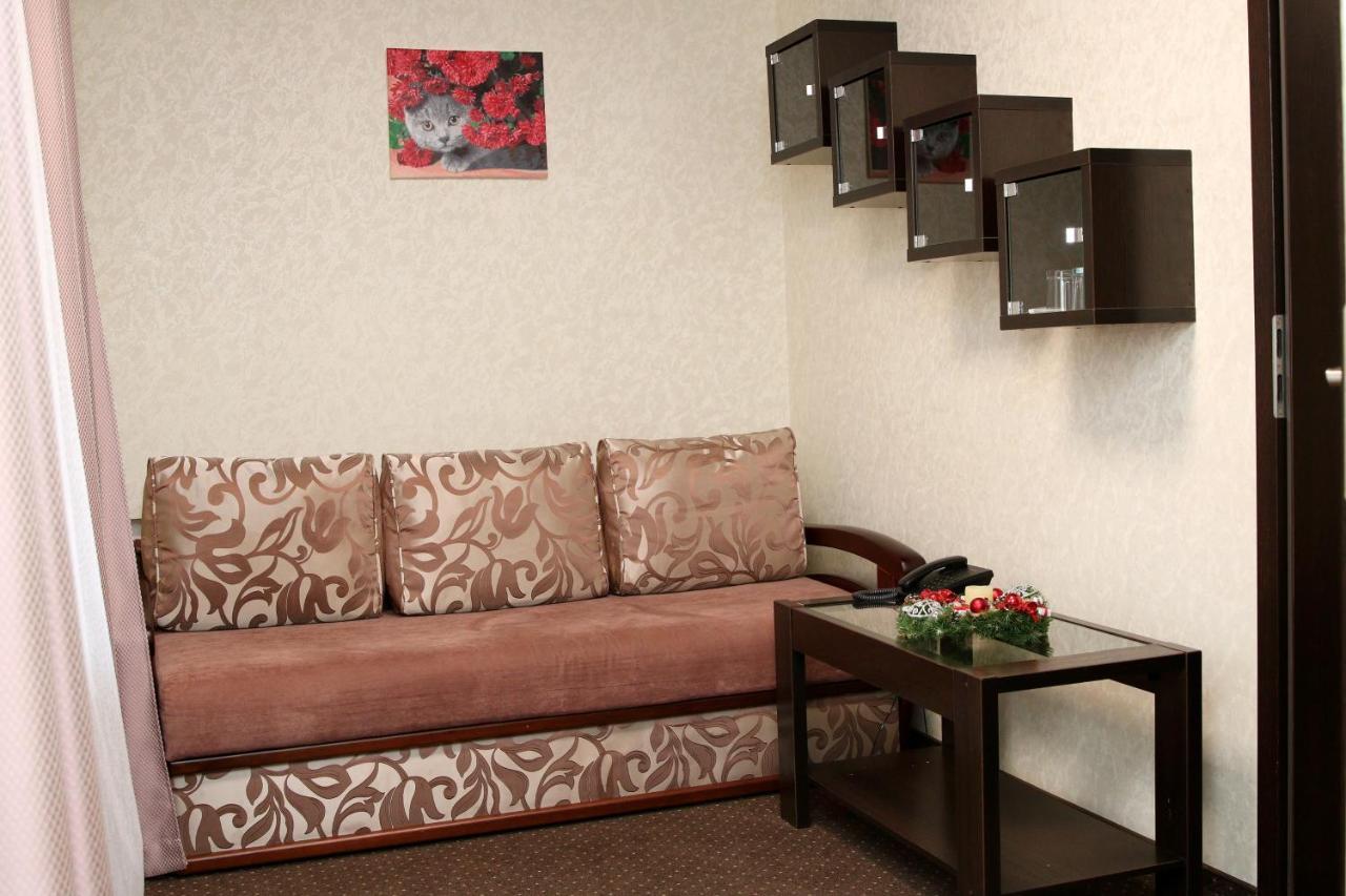 Tourist Hotel